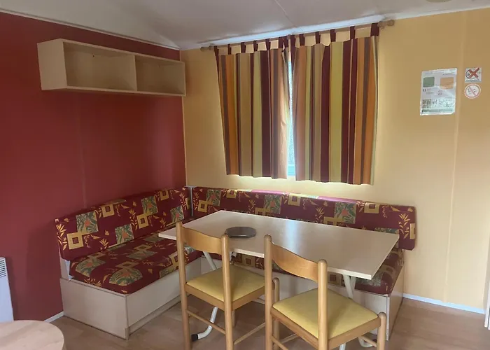 Mobilhome Chene 4p Climatise Dom wakacyjny Saint-Martial-de-Nabirat